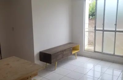 Alugo apartamento proximo ao colégio master, térreo 3 quartos e 2 vagas de garagem