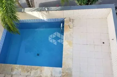 Apartamento 01 dorm. c/ vaga e sacada, prédio c/ piscina. vila tupi, praia grande sp.