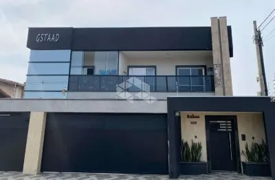 Oportunidade!!! casa em condomínio, 02 dorms, 01 vaga, 61,40 m² de área útil. ocian, praia grande sp.