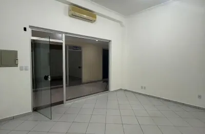 Sala comercial para alugar na Avenida Fernando Correa da Costa, 1610, Pico do Amor, Cuiabá