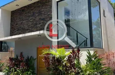 Casa em condomínio fechado próximo a praia de boissucanga.
