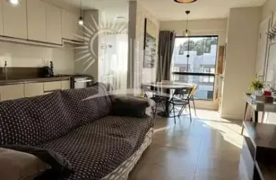 Apartamento para temporada em balneário piçarras, itacolomi, 2 dormitórios, 1 suíte, 1 banheiro, 1 vaga