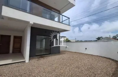 Casa com 3 quartos para alugar na Rua Brasília, Esq. Rua E   Casa 1, 70, Itacolomi, Balneário Piçarras por R$ 3.000
