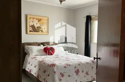 Casa com 3 quartos à venda no Planalto, Araçatuba  por R$ 450.000