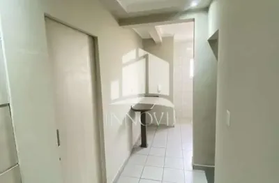 Flat com 2 quartos para alugar no centro, araçatuba , 48 m2 por r$ 1.200