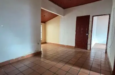 Casa com 3 quartos à venda no novo paraíso, araçatuba  por r$ 150.000