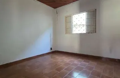 Casa com 3 quartos à venda no novo paraíso, araçatuba  por r$ 250.000