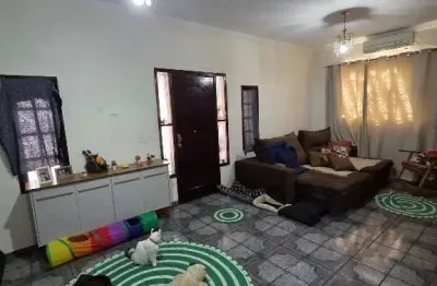 Casa com 3 quartos à venda no planalto, araçatuba  por r$ 400.000