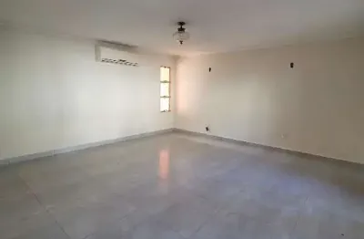 Casa com 2 quartos para alugar no jardim nova yorque, araçatuba  por r$ 2.800