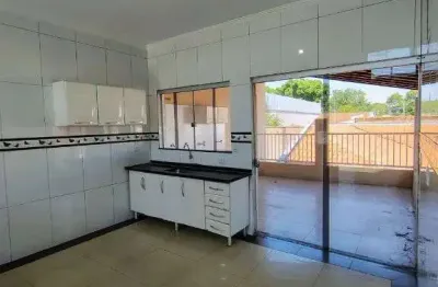 Casa com 3 quartos para alugar no icaray, araçatuba  por r$ 3.500