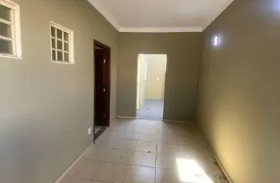 Casa com 3 quartos para alugar no ipanema, araçatuba  por r$ 1.600