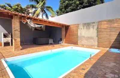 Casa com 2 quartos à venda no Umuarama, Araçatuba 