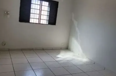 Casa com 2 quartos à venda no Jardim Paulista, Araçatuba , 131 m2 por R$ 250.000