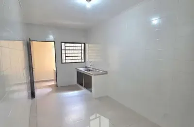Casa com 3 quartos à venda na Vila Estádio, Araçatuba 