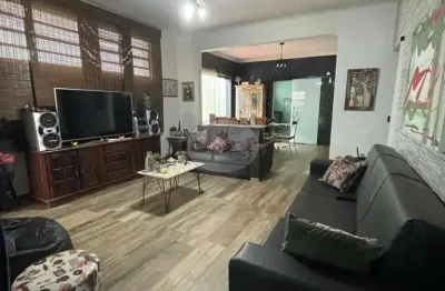 Casa com 3 quartos para alugar no Jardim Sumaré, Ribeirão Preto 