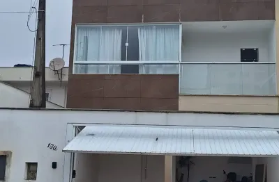Vende se lindo sobrano no centro- balneário camboriú