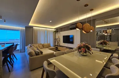 Apartamento com 4 quartos à venda na Avenida Brasil, 400, Centro, Balneário Camboriú