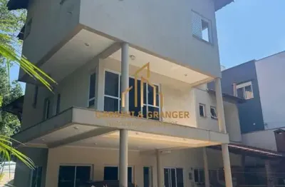 Condomínio aruã eco park - casa com 530 m² de área construída a venda no condomínio aruã eco park em mogi das cruzes/sp.