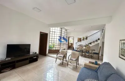 Casa com 4 quartos à venda na Rua Roma, Copacabana, Belo Horizonte