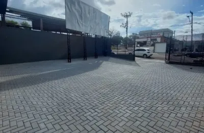 Aluga-se barracão com estrutura completa – bairro maria luiza