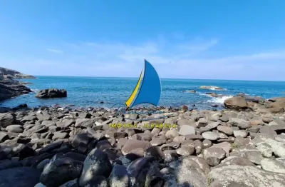 Terreno à venda no Borrifos, Ilhabela 