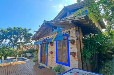 Casa de luxo rústico à venda em ilhabela-sp, bairro feiticeira: 3 suítes, 3 salas, 4 banheiros, construção 176m². venha conferir!