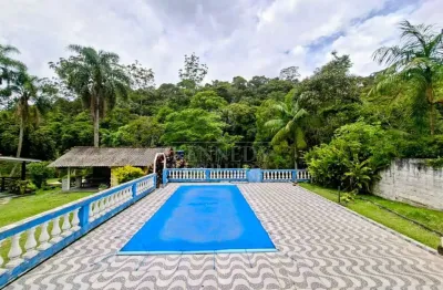 Chácara / sítio com 4 quartos à venda no Centro, Juquitiba  por R$ 640.000