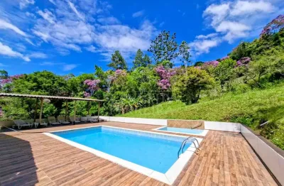 Chácara / sítio com 4 quartos à venda no Centro, Juquitiba  por R$ 500.000