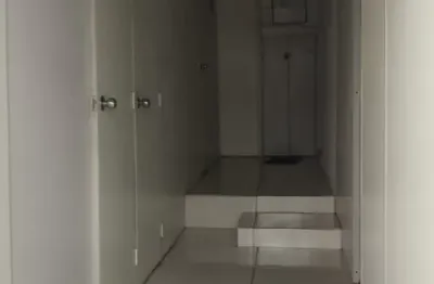 Quartos individuais com áreas comuns compartilhadas