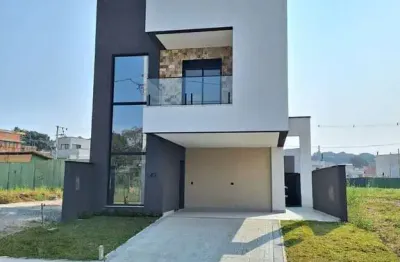 Santa cândida, casa condomínio clube, vivendas do parque, 136m² privativos, 3 suítes, 2 vagas,  qui