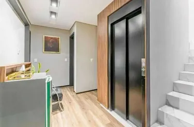 Santa cândida, cond. boulevard  boa vista, casa com elevador, 4 quartos, 3 suítes, 4 vagas, mobilia