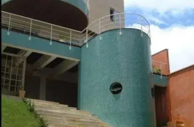 Centro cívico/ ahú, prédio comercial,613m², poço artesiano, pisos mármore, pé direito duplo, à vend