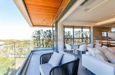 Água Verde/ Clube Curitibano, Apartamento de luxo, mobiliado e finamente decorado, 153 metros priva