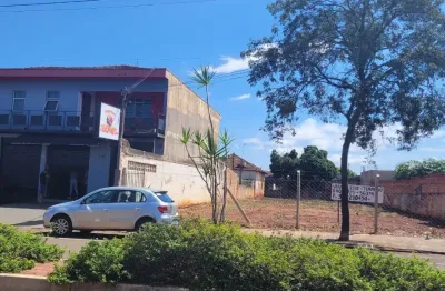 Terreno comercial à venda na Avenida Siriema, 35, Vila Araponguinha, Arapongas