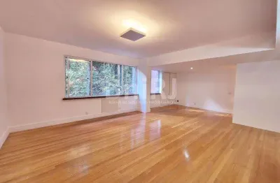Apartamento encantador na gávea ,  rua embaixador carlos taylor!