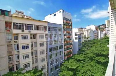 Copacabana posto 6. 4 quartos, 290 m² . duas vagas. claro. ótima planta