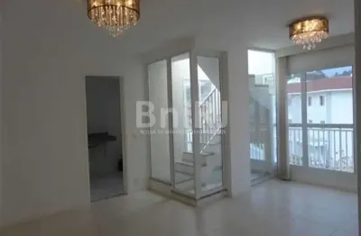 Cobertura 3 quartos, sendo 1 suíte- com 2 vagas. próximo ao centro-petrópolis ? rj.