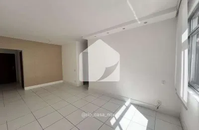 Seu 3 quartos com quintal em laranjeiras! com vaga e portaria 24h!