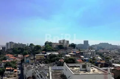 Apartamento dois quartos no edificio jardim tijuca, rio comprido.