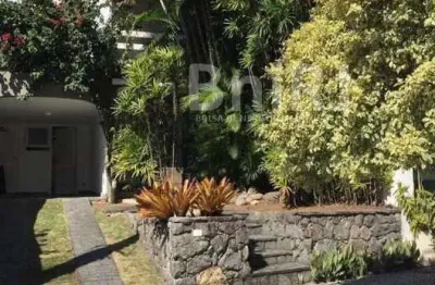 Casa em condomínio fechado com 5 quartos à venda na Rua Eurico Batista, São Francisco, Niterói