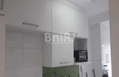 Condomínio moradas do itanhangá excelente apt com 02 quartos e 50m2