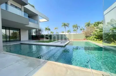 Alphaville  barra ! casa triplex - luxo - requinte - 5 suítes - lazer privativo . terreno 1.200 m2  - 933 m2 . novinha! r$ 14.500.000,00