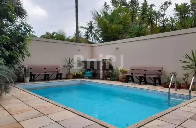 Casa com 4 quartos à venda na Rua Dona Emília, São Francisco, Niterói