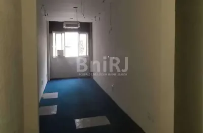 Sala comercial à venda na Avenida Ernani do Amaral Peixoto, Centro, Niterói
