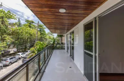Todo reformado, 03 qtos, 130m², em barra da tijuca - rio de janeiro - rj