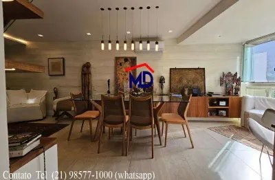 Cobertura triplex, 3 quartos sendo 2 suites, puro charme, totalmente reformada, acabamento primoroso.