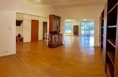 Av. rui barbosa: 286m², 3 quartos (2 suítes), jardim de inverno, vaga e vista para copa das árvores