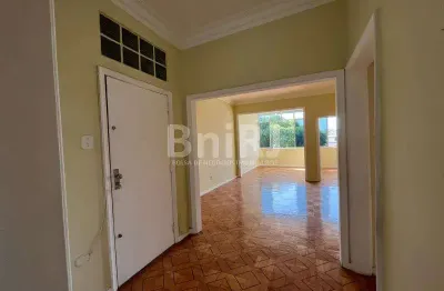 Tijuca - apartamento de 3 quartos 120 m² com vaga em rua tranquila e próximo ao metrô.