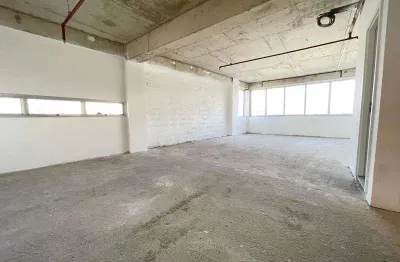 Venda! salas comerciais no condomínio link office, mall &amp; stay na av. ayrton senna.temos 3! 27, 32 e 59 m2. a partir de 140 mil. desocupadas!