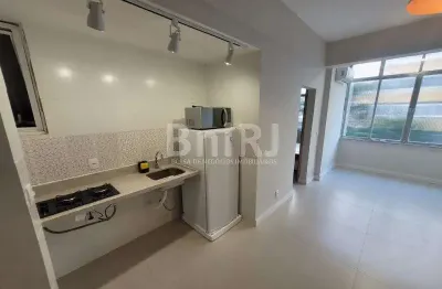 Vendo doc. ok somente à vista no posto 4 apartamento mobiliado com sala e quarto separados, (suite) portaria 24h, copacabana, rio de janeiro rj
